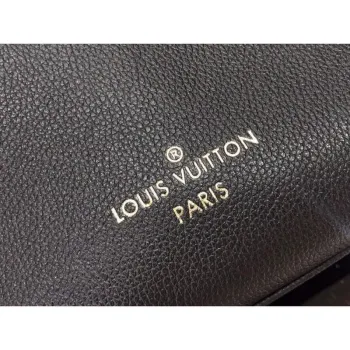 LV M57728 Louis Vuitton On My Side Tote Bag Black