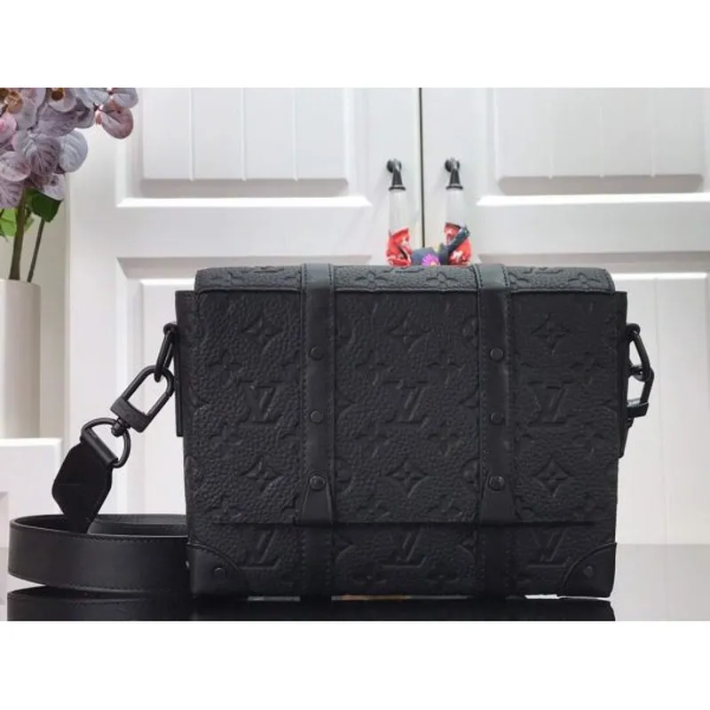 LV M57726 Louis Vuitton Trunk Messenger PM Taurillon Monogram Bag Black