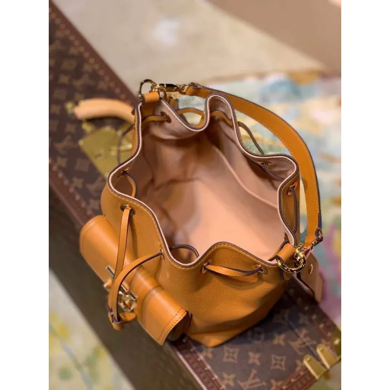 LV M57689 Louis Vuitton Lockme Bucket Bag M57687 M57688 Arizona Beige