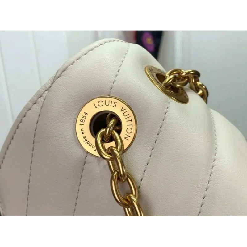 LV M58549 Louis Vuitton New Wave Chain Bag Ivory M58552 M58553 M58550 M58664