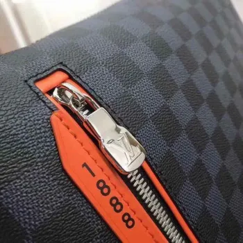 LV N40159 Louis Vuitton Damier Cobalt Discovery Messenger Shoulder Bag Black