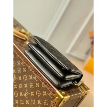 LV M80742 Louis Vuitton Pochette Coussin Other Leather Bag Black