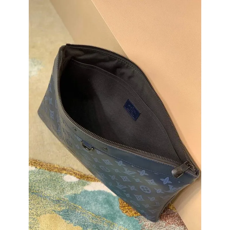 LV M80425 Louis Vuitton Discovery Pochette GM Bag Navy Blue