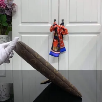 LV M64591 Louis Vuitton Daily Pouch Monogram Canvas Bag M62942 Brown