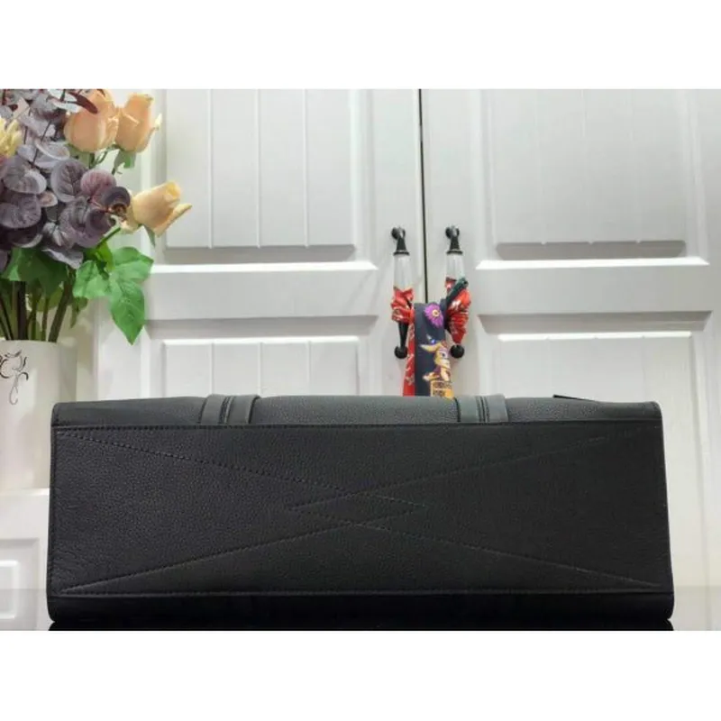 LV M57308 Louis Vuitton Tote Bag Black Grained Calf Leather