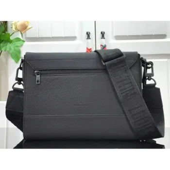 LV M57080 Louis Vuitton Messenger Bag Black Grained Calf Leather