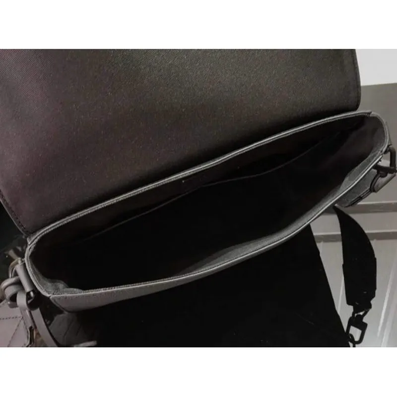 LV M57080 Louis Vuitton Messenger Bag Black Grained Calf Leather