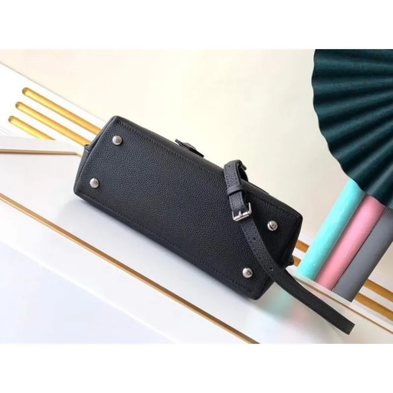 LV M53937 Louis Vuitton Lockme Ever BB Handbag Black