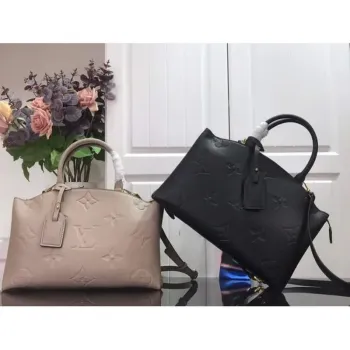 LV M45811 Louis Vuitton Grand Palais Monogram Tote Bag Black M45833