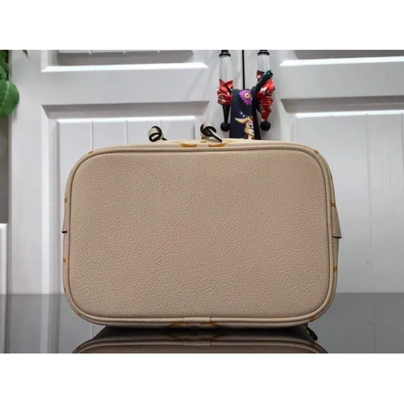 LV M45716 Louis Vuitton NéONOé BB M45709 Bag Cream Saffron