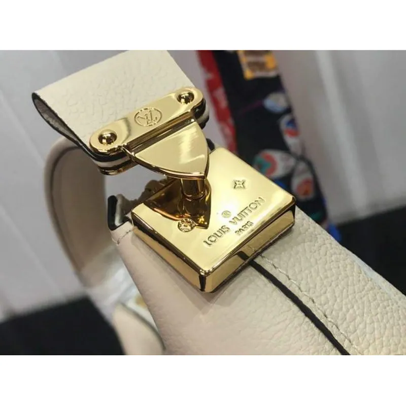 LV M45698 Louis Vuitton Marshmallow Bag M45697 Cream
