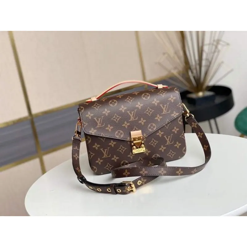 LV M44875 Louis Vuitton M44876 Pochette Metis Monogram Canvas