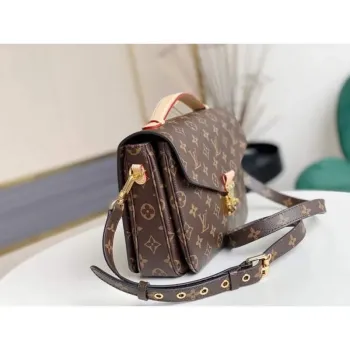 LV M44875 Louis Vuitton M44876 Pochette Metis Monogram Canvas