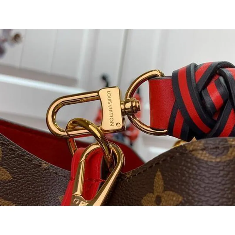 LV M44021 Louis Vuitton M44022 NéONOé Shoulder Bag Red