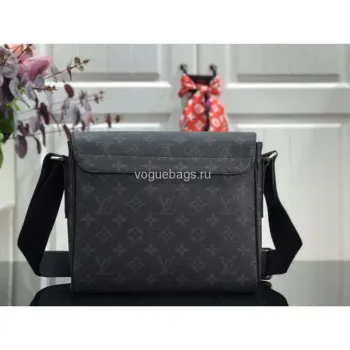 LV M44000 Louis Vuitton District PM Monogram Eclipse Canvas Bag