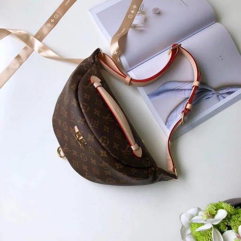 LV M43644 Louis Vuitton Bumbag Monogram Belt Bag