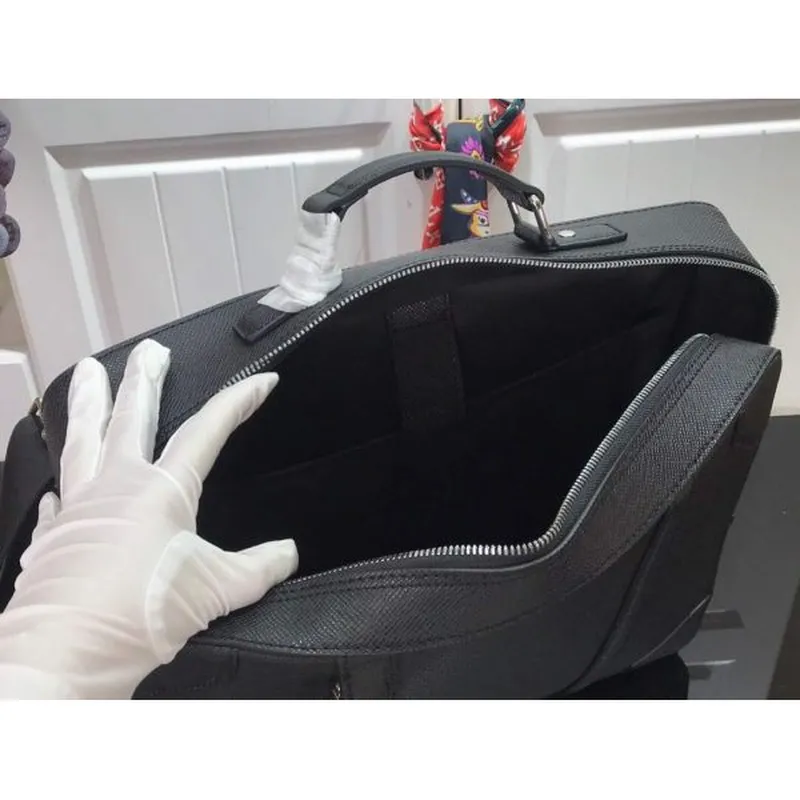 LV M30769 Louis Vuitton Briefcase Backpack Taiga Black