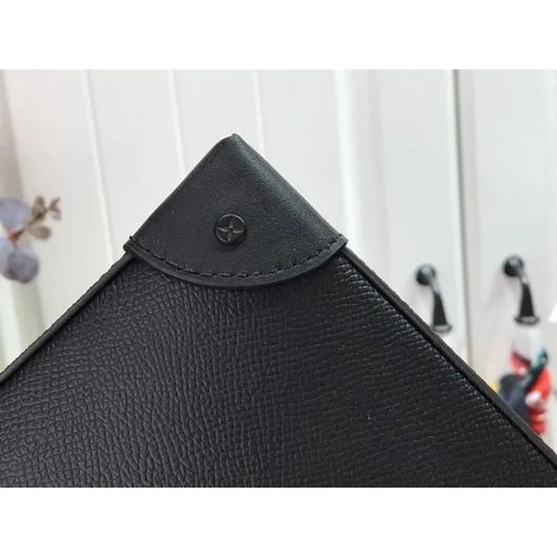 LV M30583 Louis Vuitton Pochette Voyage Steamer Bag Black