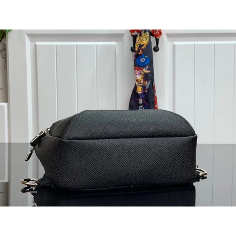 LV M30443 Louis Vuitton Avenue Sling Bag Black