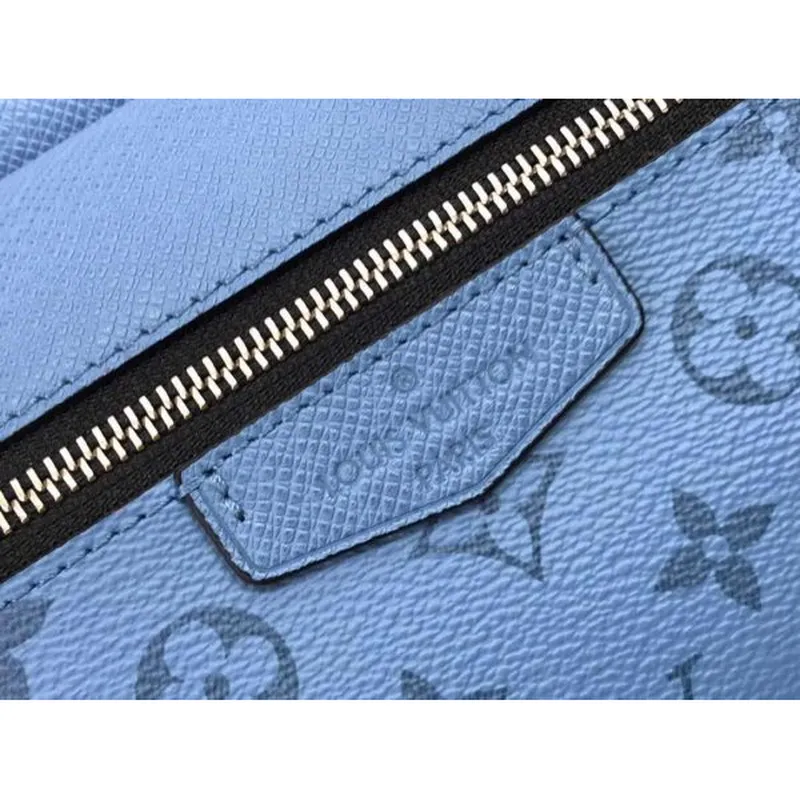 LV M30242 Louis Vuitton Outdoor Messenger Taiga Leather Blue