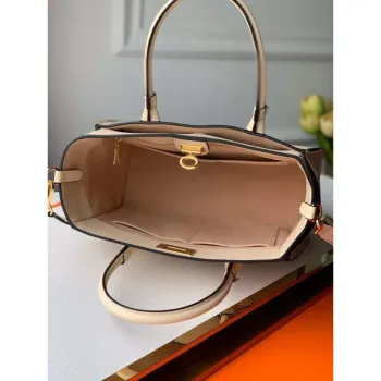 Louis Vuitton M53825 LV M53823 on My Side MM High end Leathers M55302 Bag Beige