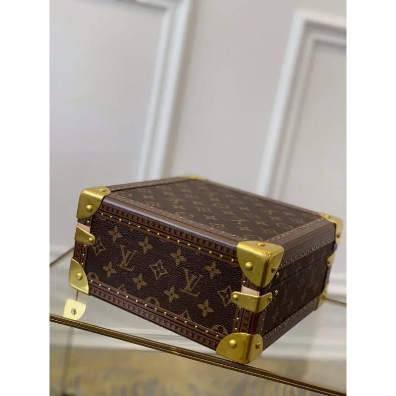 Louis Vuitton M13513 Jewelry Box Monogram LV M20040 Red
