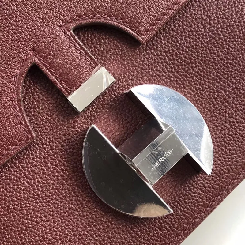 Hermes 2002 20cm Bag In Bordeaux Evercolor Calfskin