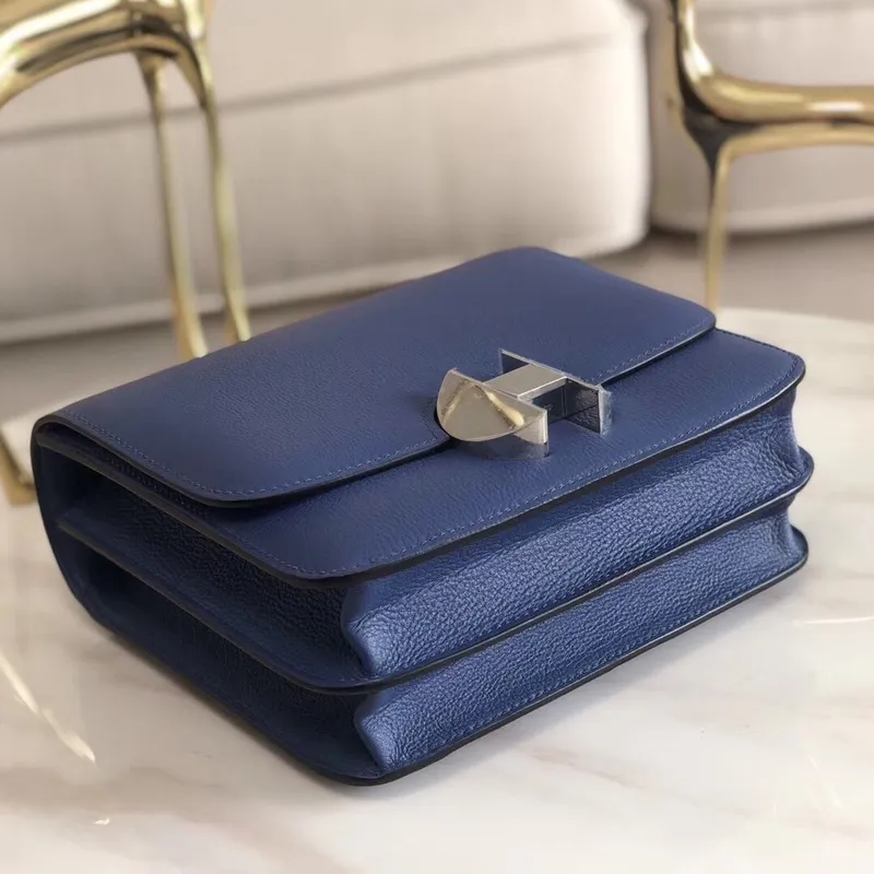 Hermes 2002 20cm Bag In Blue Brighton Evercolor Calfskin