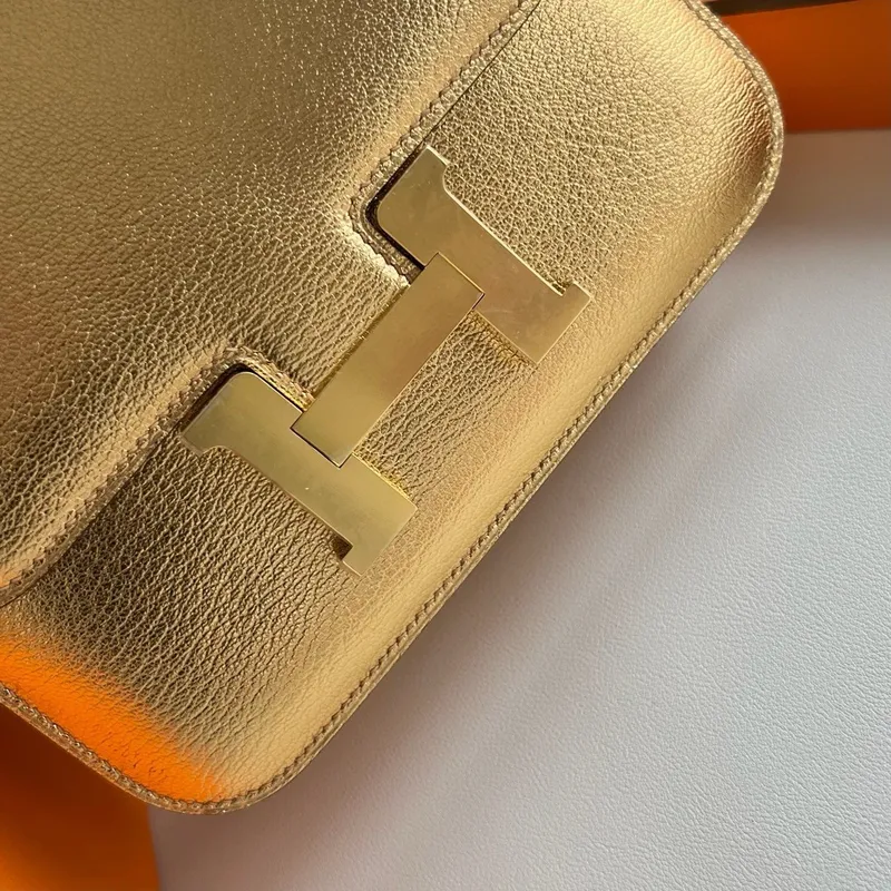 Hermes Constance 1 18 Mirror Bag in Dore Metallic Chevre Mysore Leather
