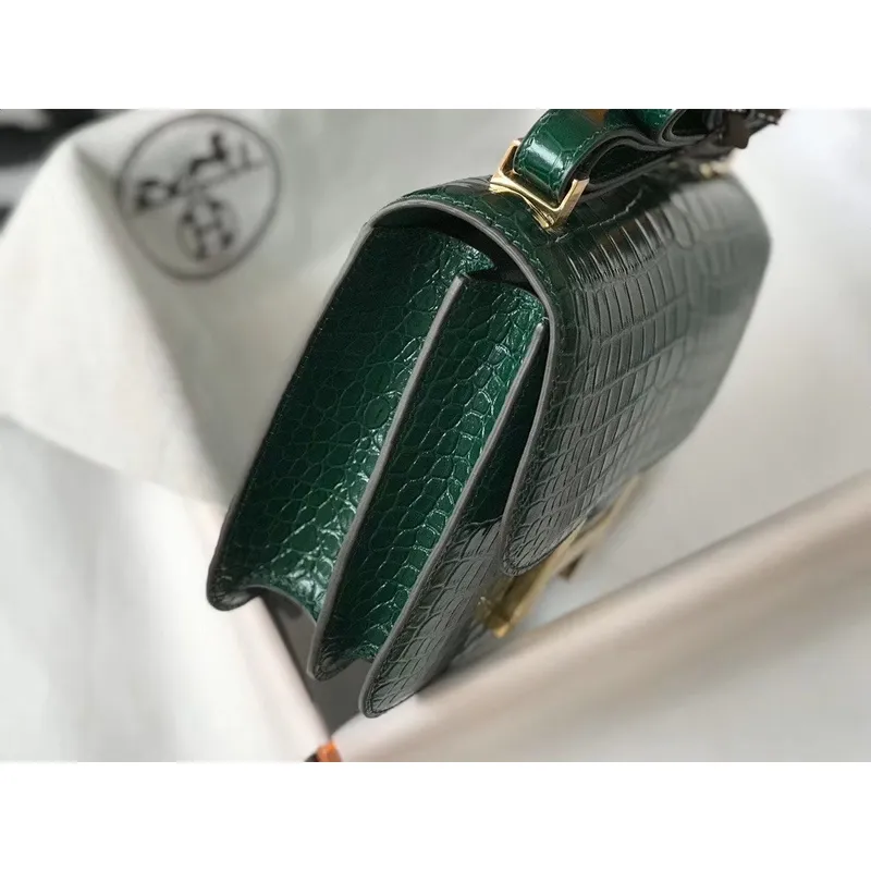 Hermes Constance 24cm Bag In Green Embossed Crocodile