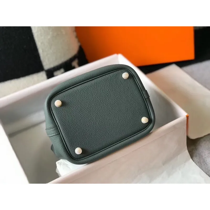 Hermes Vert Amande Picotin Lock PM 18cm Handmade Bag