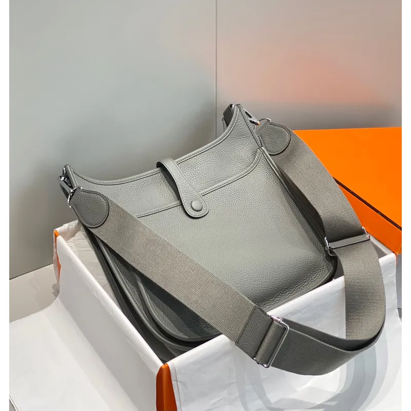 Hermes Evelyne III 29 Bag in Gris Meyer Clemence Leather