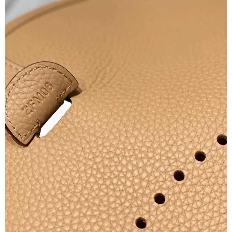 Hermes Evelyne III 29 Bag in Chai Clemence Leather