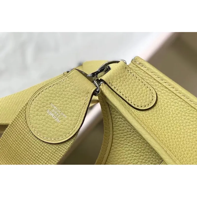 Hermes Evelyne III 29 Bag In Jaune Poussin Clemence Leather