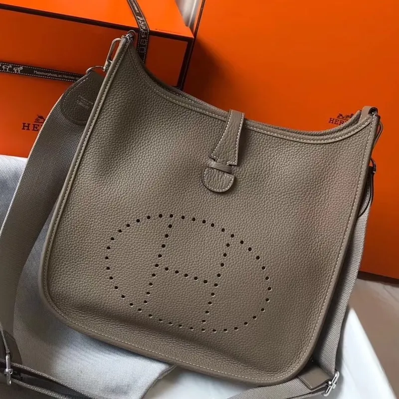 Hermes Evelyne III 29 Bag In Tourterelle Clemence Leather