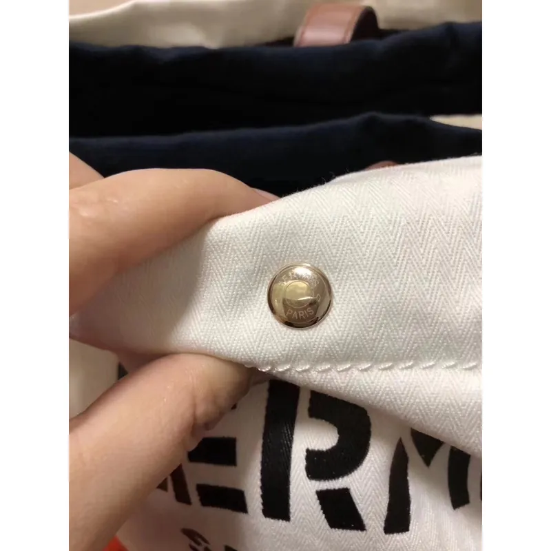 Hermes Grooming Bucket Bag In White Canvas