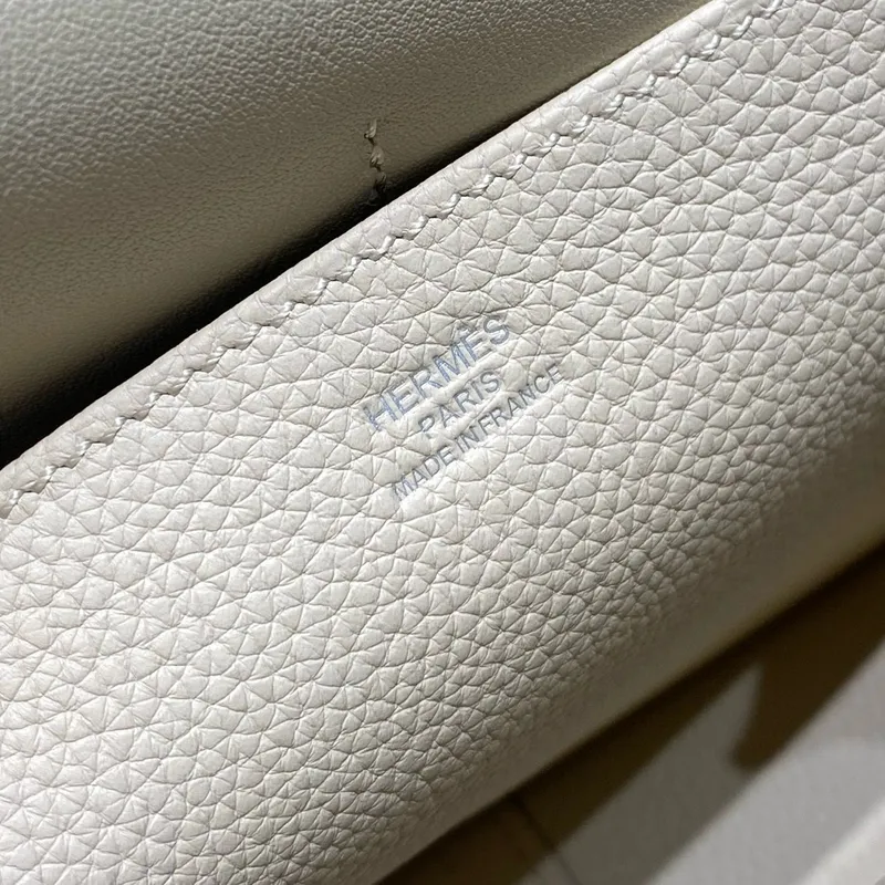 Hermes Halzan 25 Bag in Craie Clemence Leather