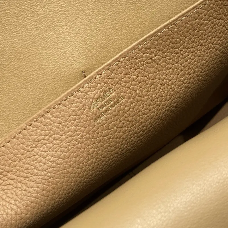 Hermes Halzan 25 Bag in Chai Clemence Leather