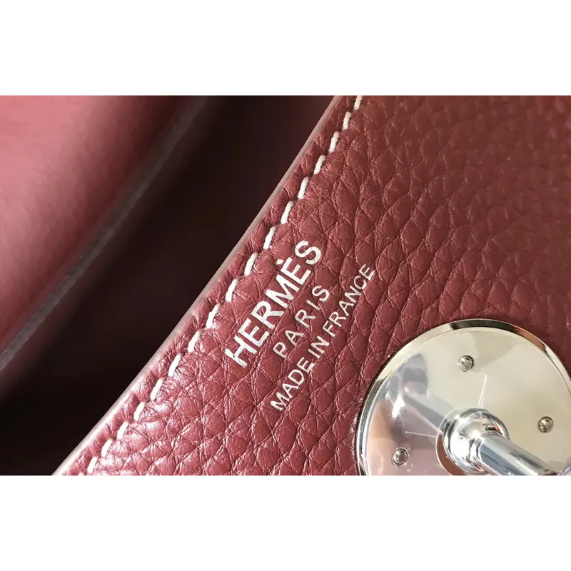 Hermes Lindy 26cm Bag In Bordeaux Clemence With PHW