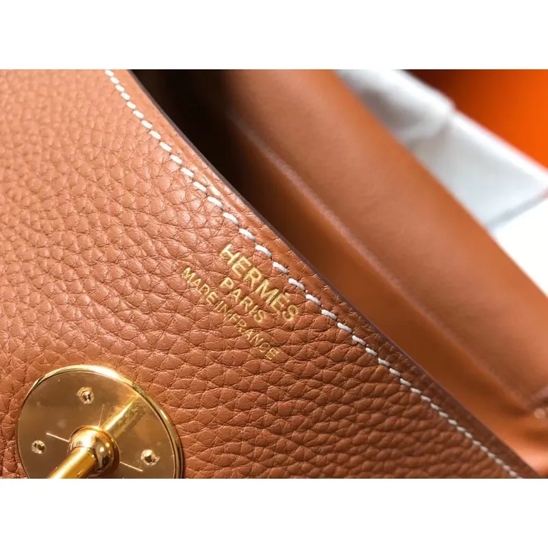 Hermes Lindy 26cm Bag In Gold Clemence With GHW