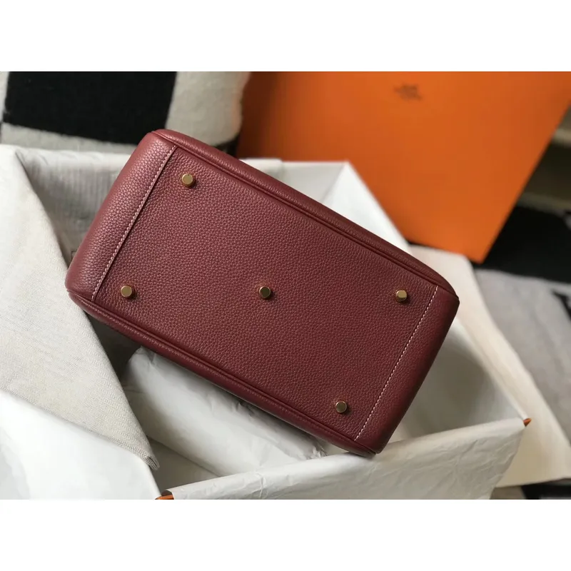 Hermes Lindy 30cm Bag In Bordeaux Clemence Leather