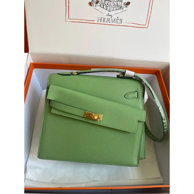 Kelly En Desordre 20 Handmade Bag in Vert Criquet Epsom Calfskin