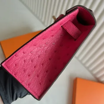 Kelly Pochette Handmade Bag in Rose Tyrien Ostrich Leather