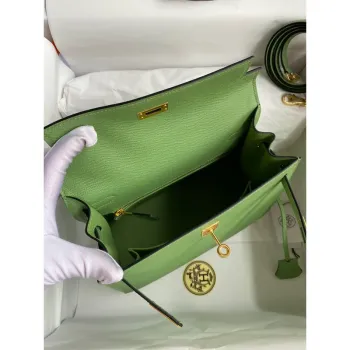 Kelly Sellier 25 Handmade Bag In Vert Criquet Epsom Calfskin