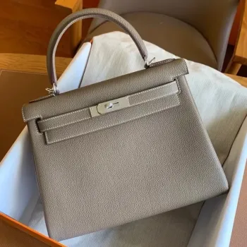Kelly Retourne 28 Handmade Bag In Taupe Togo Leather