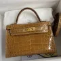 Kelly Mini II Sellier Handmade Bag In Ficelle Shiny Alligator Leather