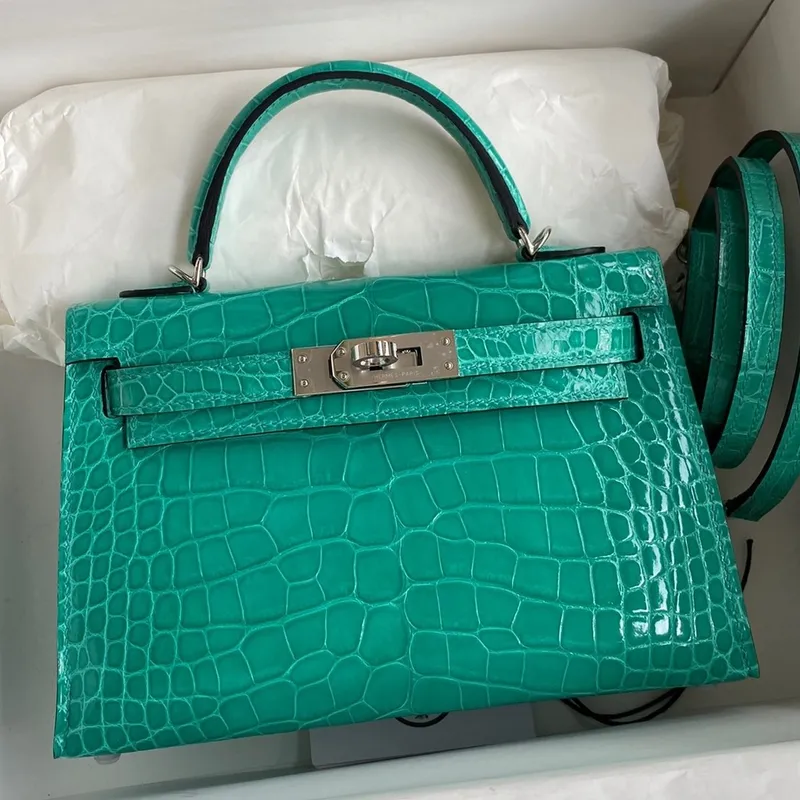 Kelly Mini II Sellier Handmade Bag In Vert Jude Shiny Alligator Leather