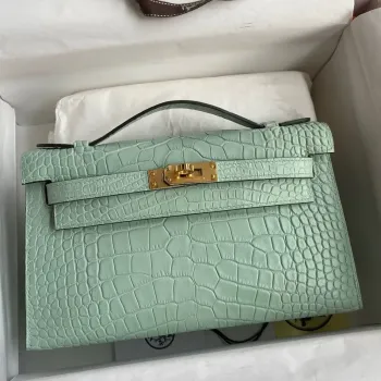 Kelly Pochette Handmade Bag In Vert D'eau Matte Alligator Leather