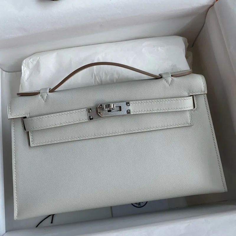 Kelly Pochette Handmade Bag In Pearl Grey Swift Calfskin
