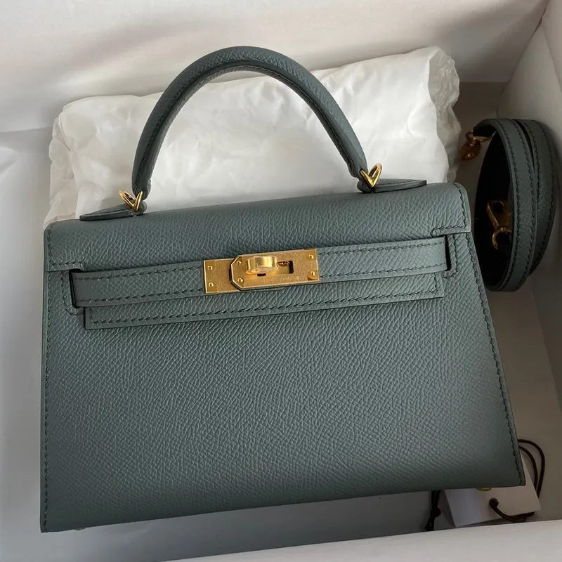 Kelly Mini II Sellier Handmade Bag In Vert Amande Epsom Calfskin